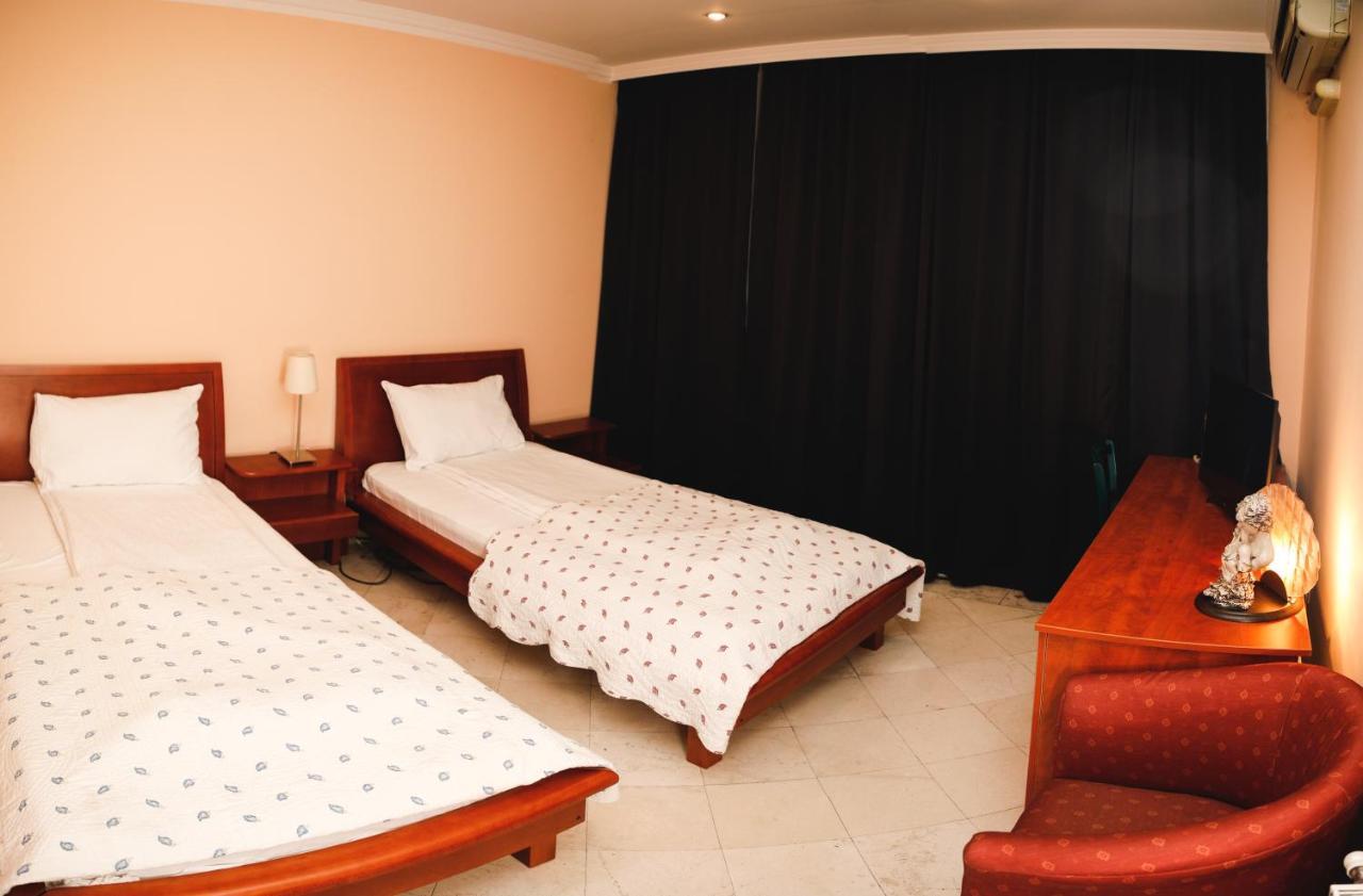 Hotel Bojatours Podgorica Eksteriør billede